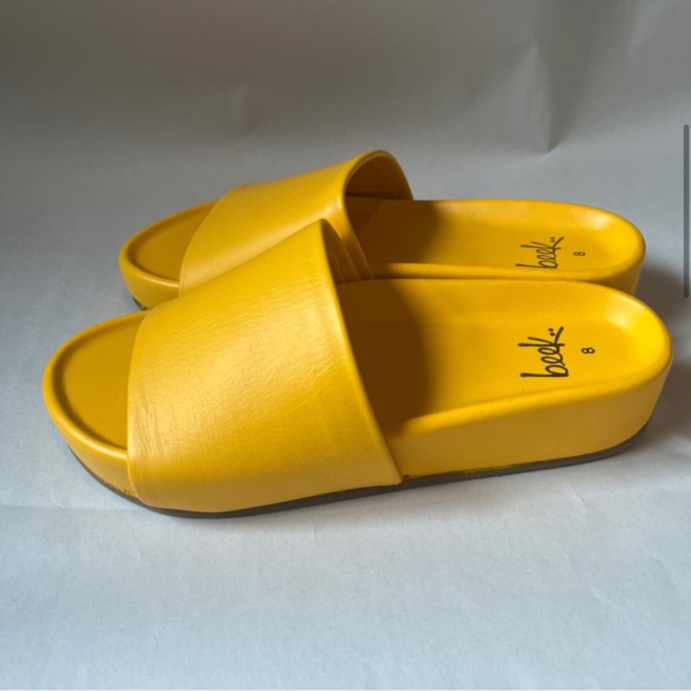 beek Yellow Women's Sandals